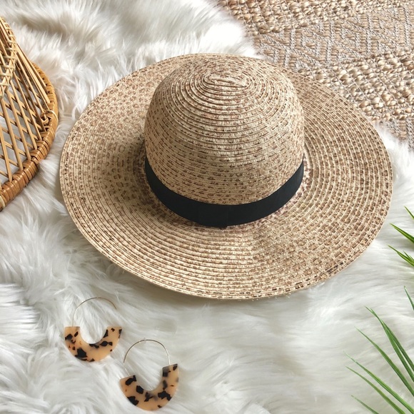Accessories - Animal Print Boho Chic Cream Straw Hat